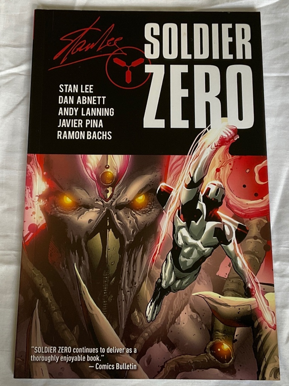 Soldier Zero Vol.3: The inheritors Stan Lee, Dan Abnett, Javier Pina, BOOM